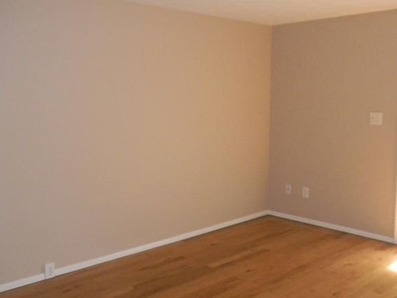 2nd image of 11521 Sunset Cove Ln