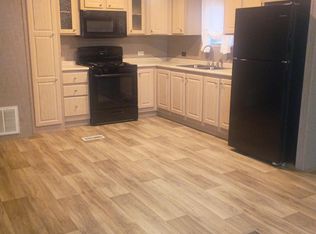 2222 E 8th St LOT 16, Pueblo, CO 81001