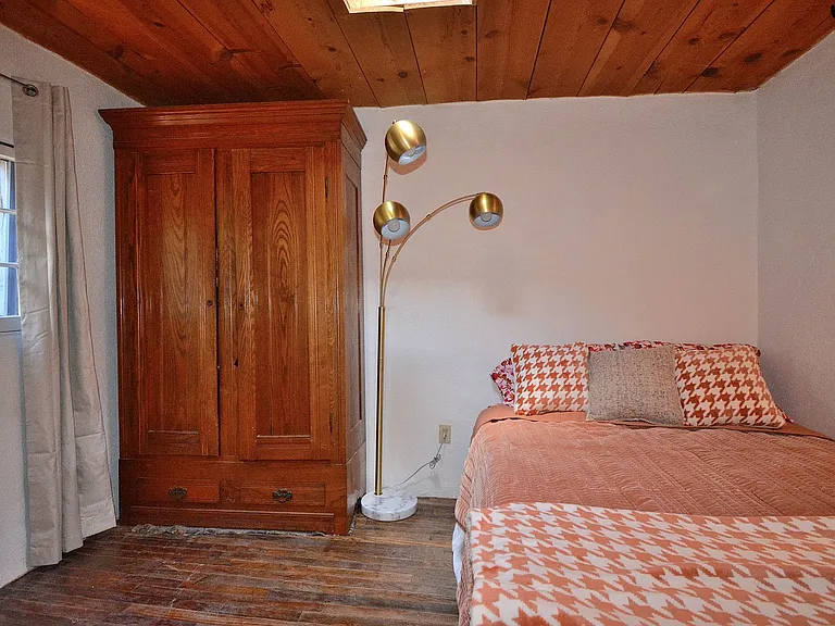 142 Duran St #3 — Photo 15