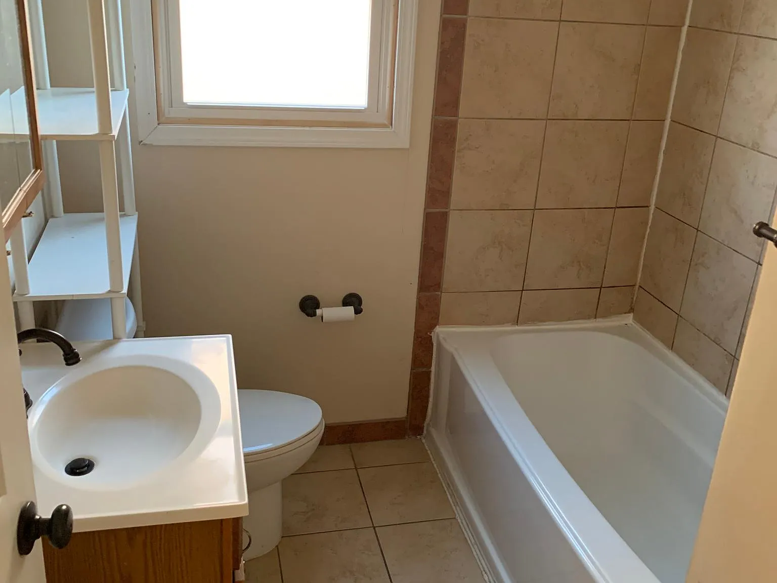 2 bed, 982 sqft, $1,100 — Photo 4