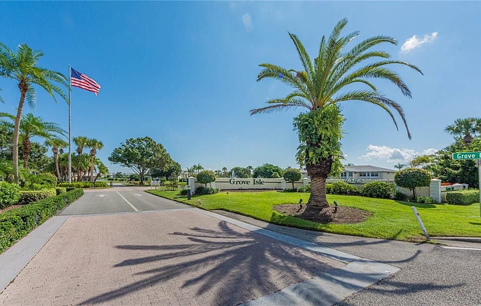 1st image of 173 Grove Isle Cir #173