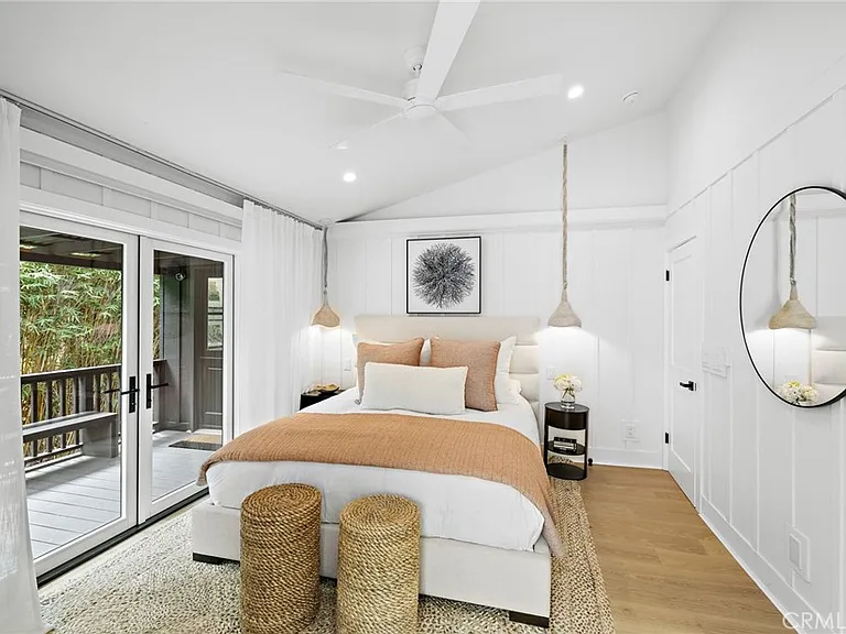 592 Bluebird Canyon Dr — Photo 26