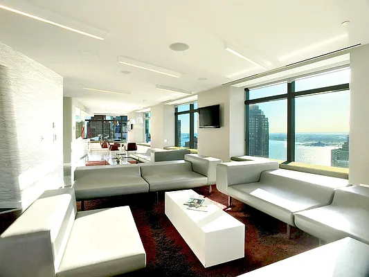 Rented by Peter Ashe | media 20