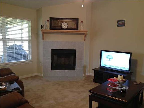 2nd image of 1939 Melissa Oaks Dr