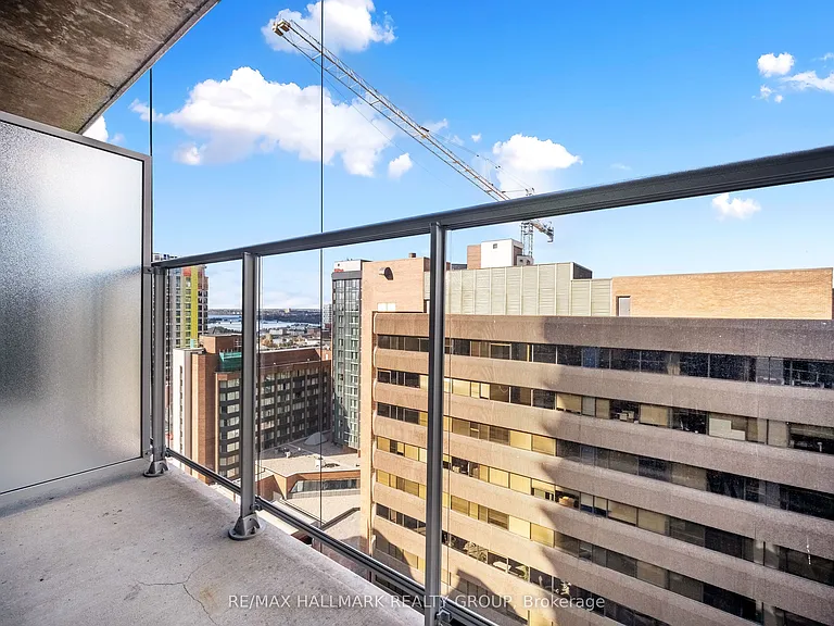 340 Queen St #1403 — Photo 22