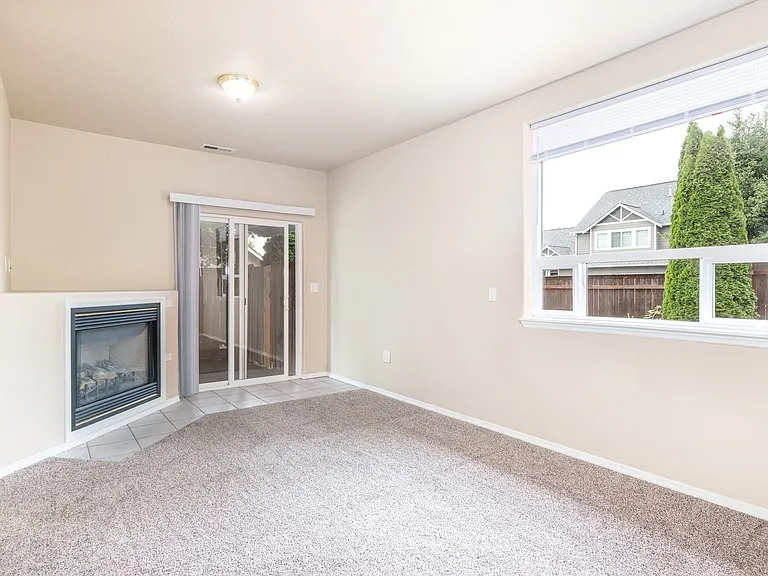 5649 46th Ln SE — Photo 18