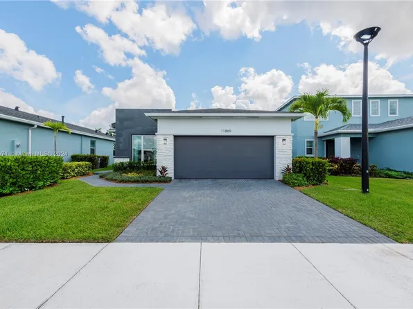 11869 SW Lyra Dr, Port Saint Lucie, FL 34987