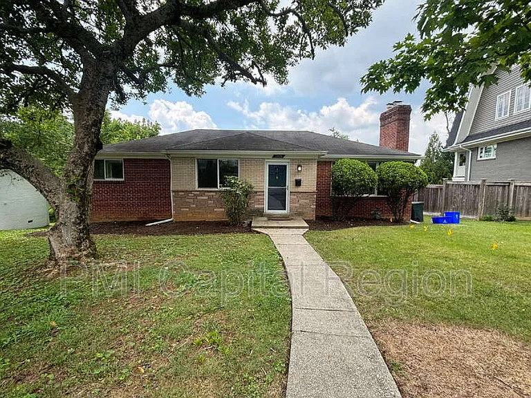 2929 Terrace Dr — Photo 1
