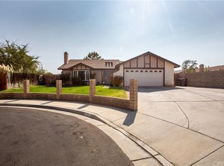 2420 Oriole Ct, Palmdale, CA 93550