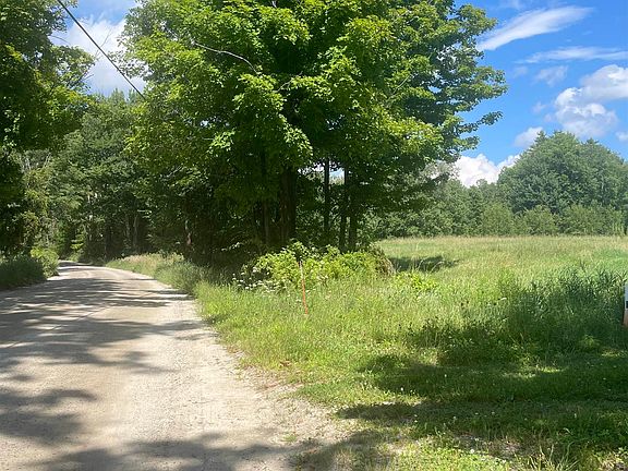 2nd image of Old Bennington Road