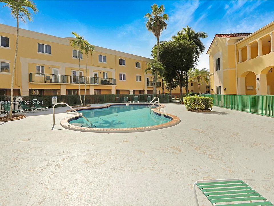 2nd image of 12625 SW 91st St APT 208