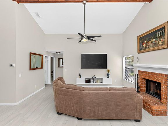 4th image of 20720 MARLIN STREET