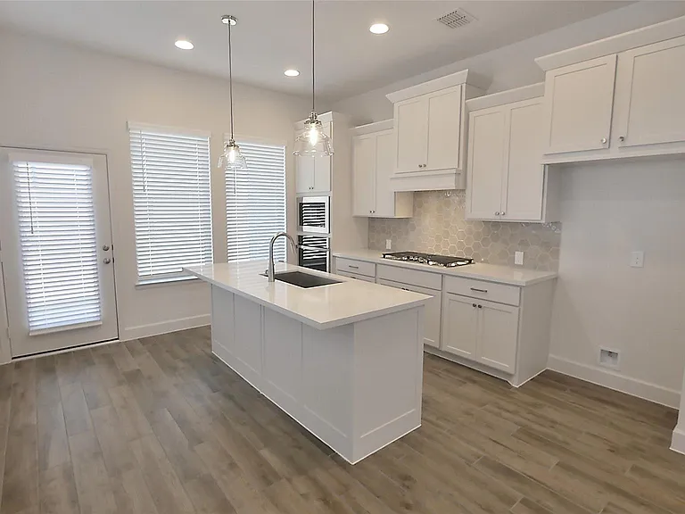 2819 Orange Leaf Dr — Photo 11