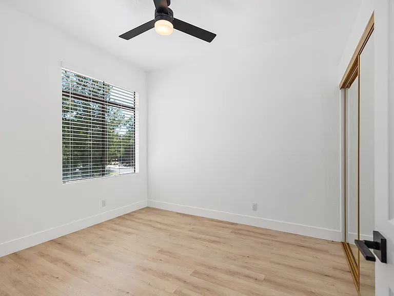 31 Oak Knls — Photo 31