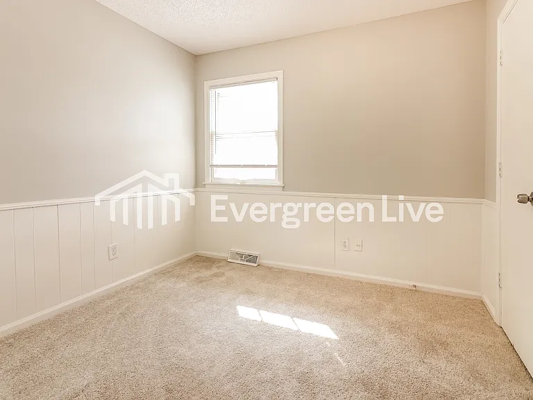 3909 S Berry Ln — Photo 11
