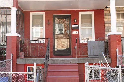 184 W Luray St Photo 1 184 W Luray St Photo 1