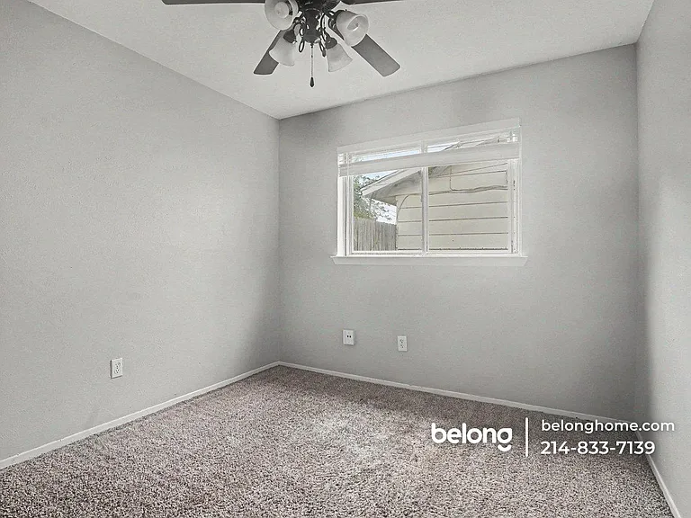 423 Southlake Dr — Photo 8