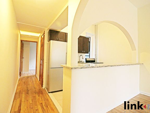 2nd image of 530 W 123rdstreet #2