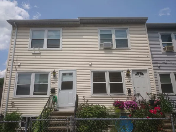 12 Sudan St APT A, Dorchester, MA 02125