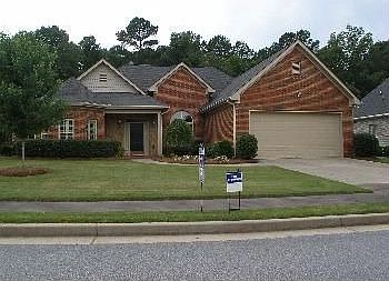 2nd image of 610 Berta Ct