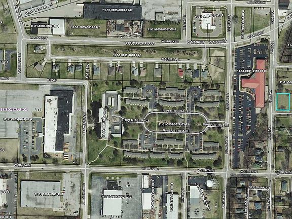 5th image of 109 Garfield Ave
