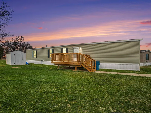 12741 S Bernie Ct, Wayland, MI 49348