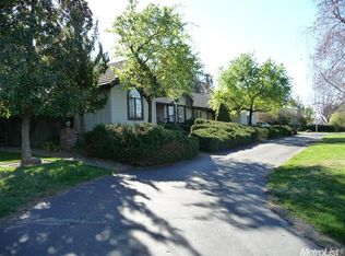 11150 Meadow Brook Dr, Auburn, CA 95602