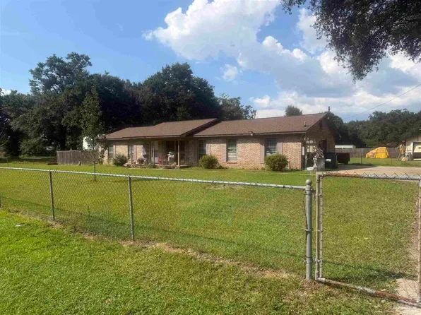 224 Caroline St, Pensacola, FL 32514