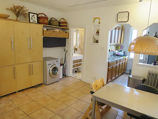 Rented by Taichi Fudosan | media 10