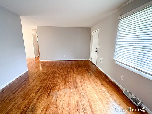 4th image of 1156 Meriweather Ave