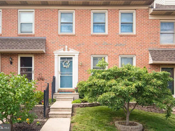 3920 Seneca Ct, Skippack, PA 19474