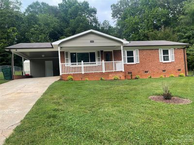 1048 W 1st St, Newton, NC, 28658