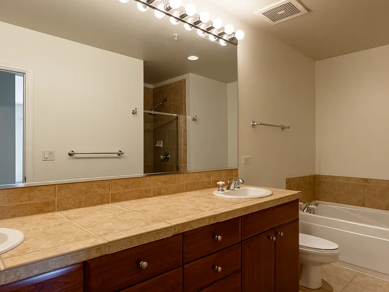 25 N Downing St #2402 — Photo 28