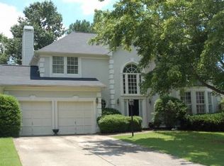 11 Parkside Cir, Marietta, GA 30068
