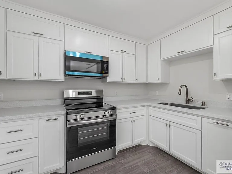835 E Taylor St #B — Photo 7