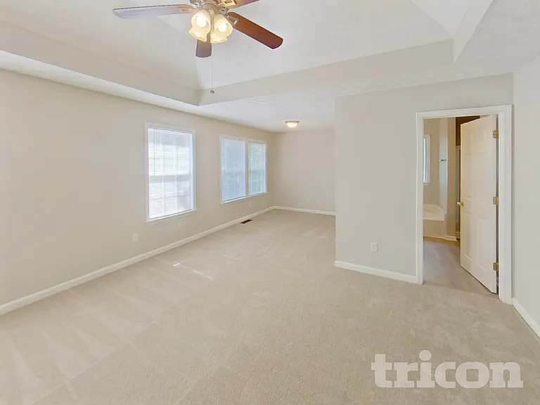 3385 Newberry Ln — Photo 6