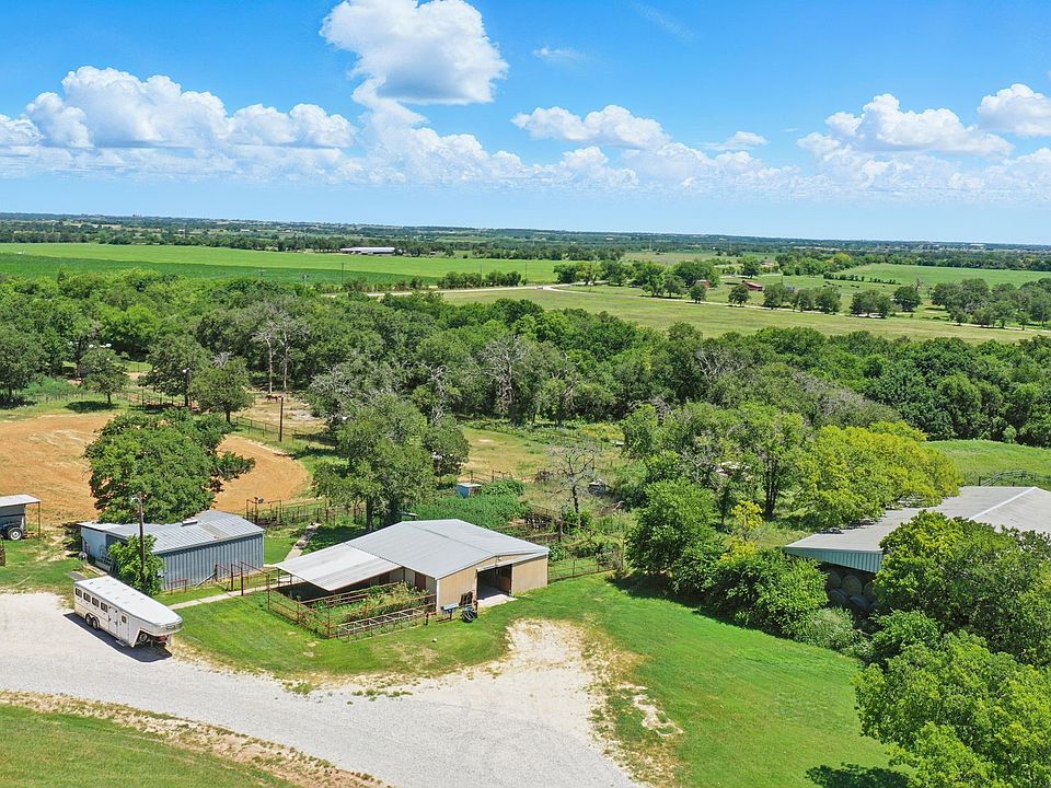 1st image of 392 County Rd