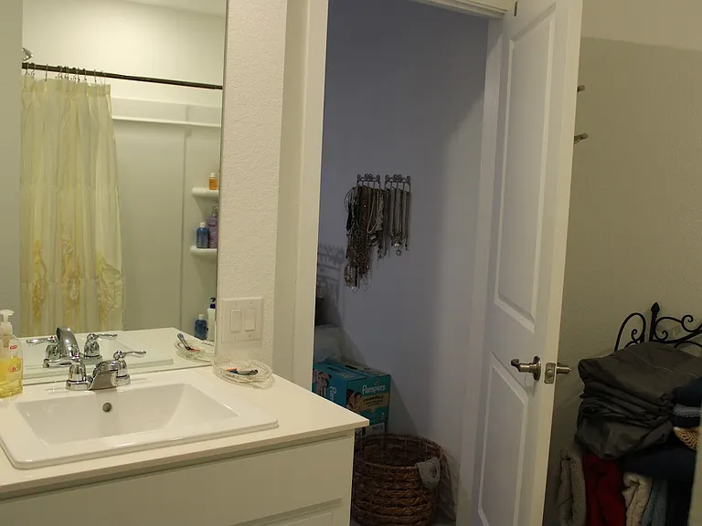 3930 Terrell Ave — Photo 14