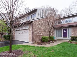 4 Commons Dr, Palos Park, IL 60464