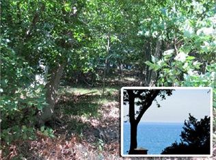 18042 N Shore Estates Rd, Spring Lake, MI 49456