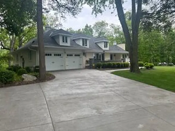 W4325 The Lindens TRAIL, Lake Geneva, WI 53147