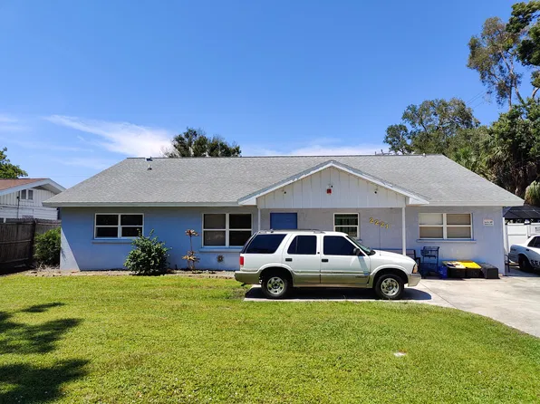 2221 Jo An Dr, Sarasota, FL 34231