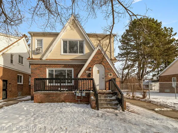 15766 Hartwell St, Detroit, MI 48227