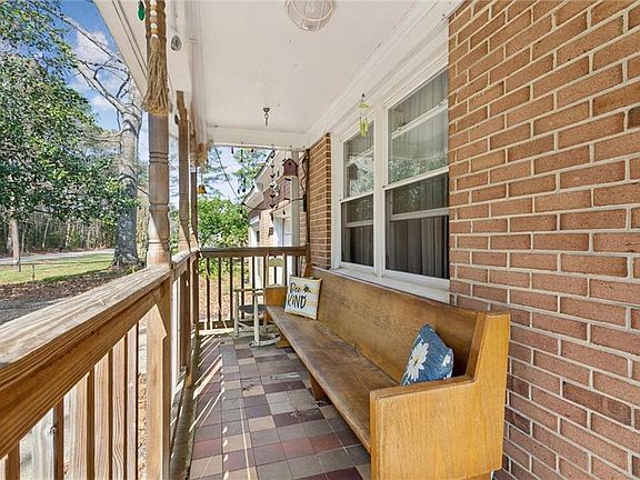 4th image of 115 Cheadle Loop Rd