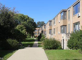 7328 N Ridge Blvd APT IG3-W, Chicago, IL 60645