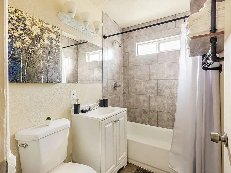 1329 E San Ramon Ave — Photo 62