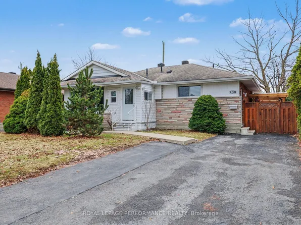 788 Dickens Ave, Ottawa, ON K1G 2X8