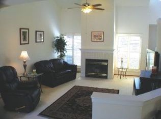 4711 Shade Tree Ln, Santa Rosa, CA 95405