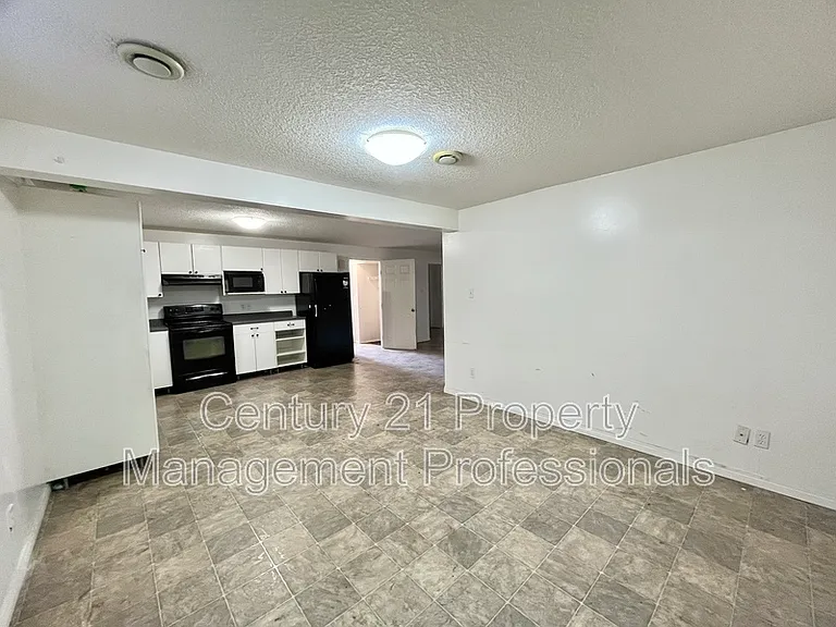 69th St NW #12915 — Photo 4