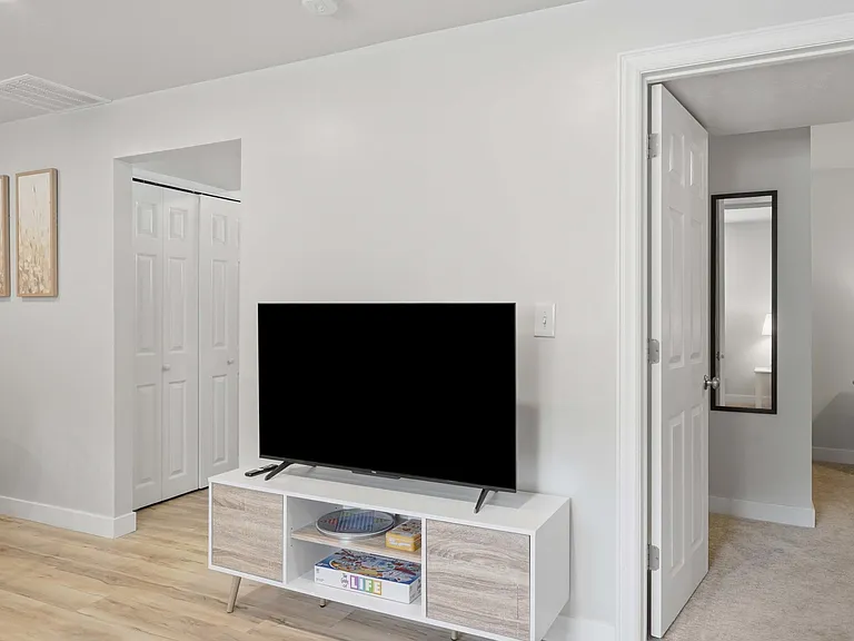2569 N 2900 E — Photo 8